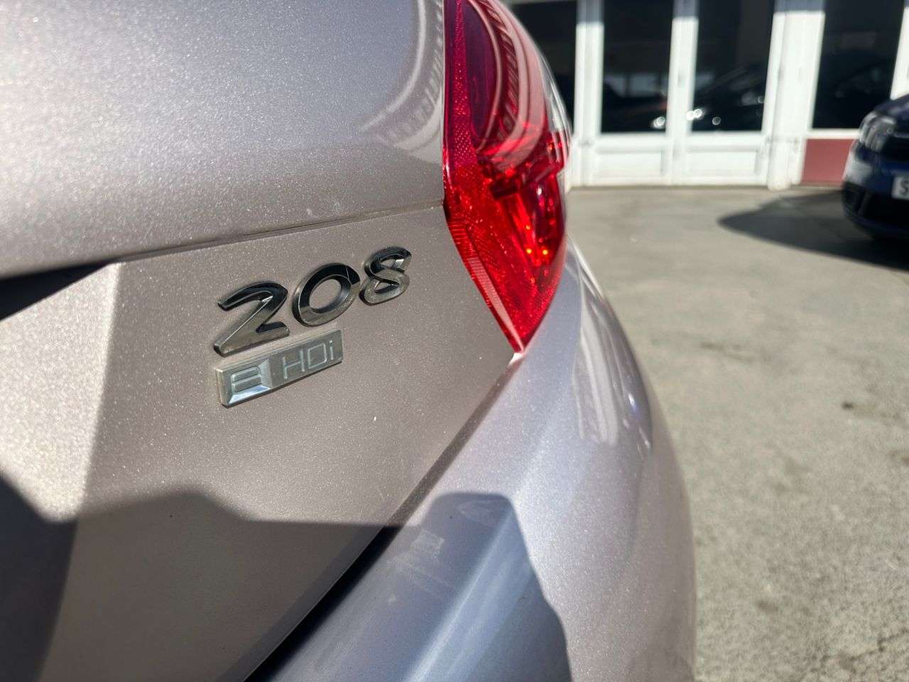 2012 PEUGEOT 208 2012 PEUGEOT 208