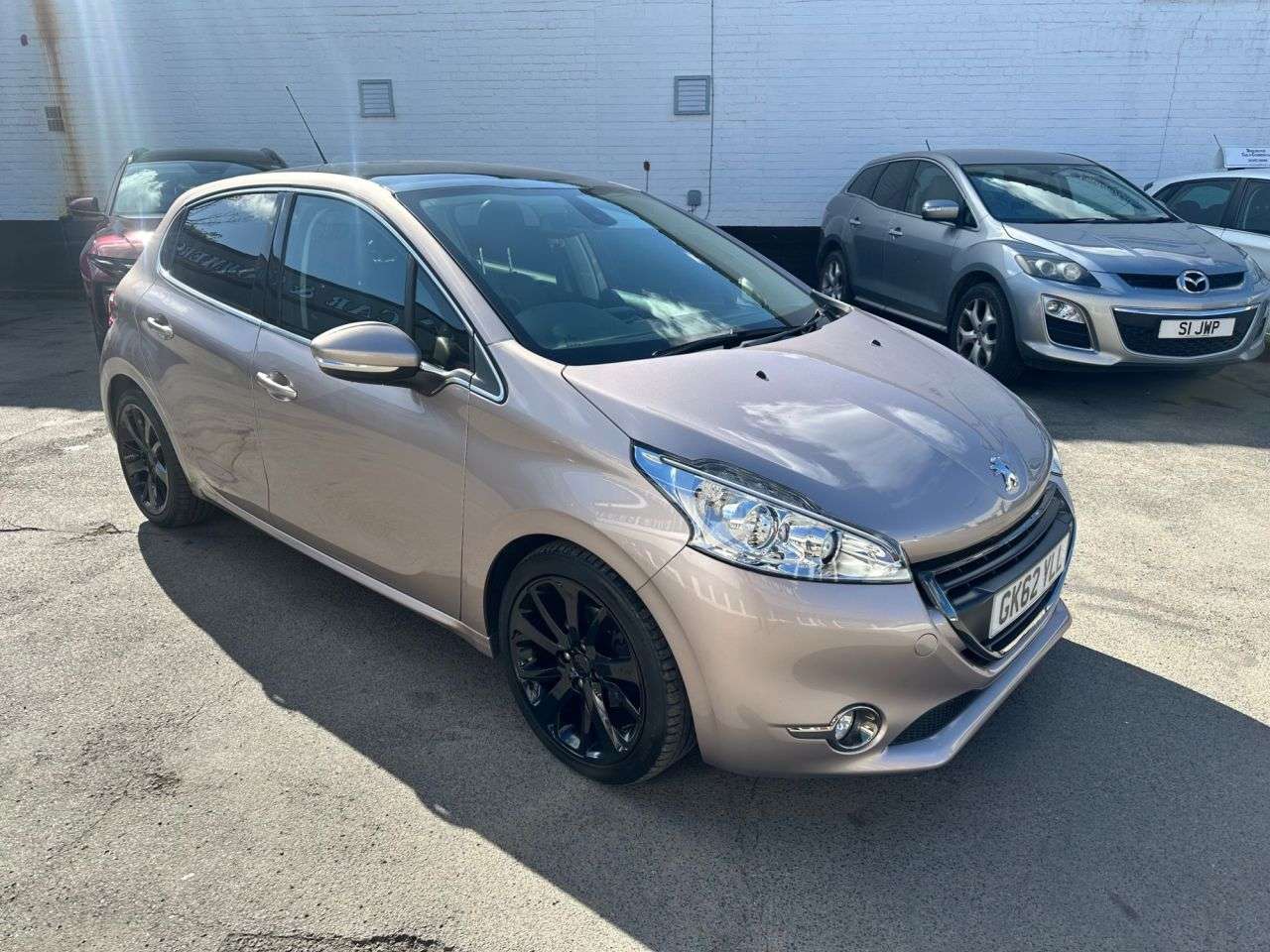 2012 PEUGEOT 208 2012 PEUGEOT 208