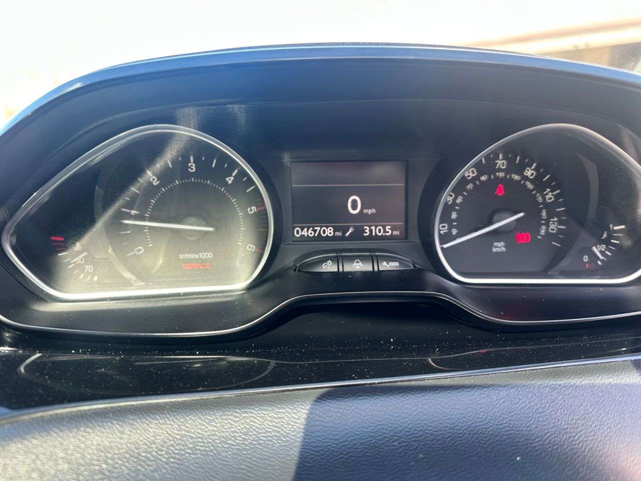 2012 PEUGEOT 208 2012 PEUGEOT 208