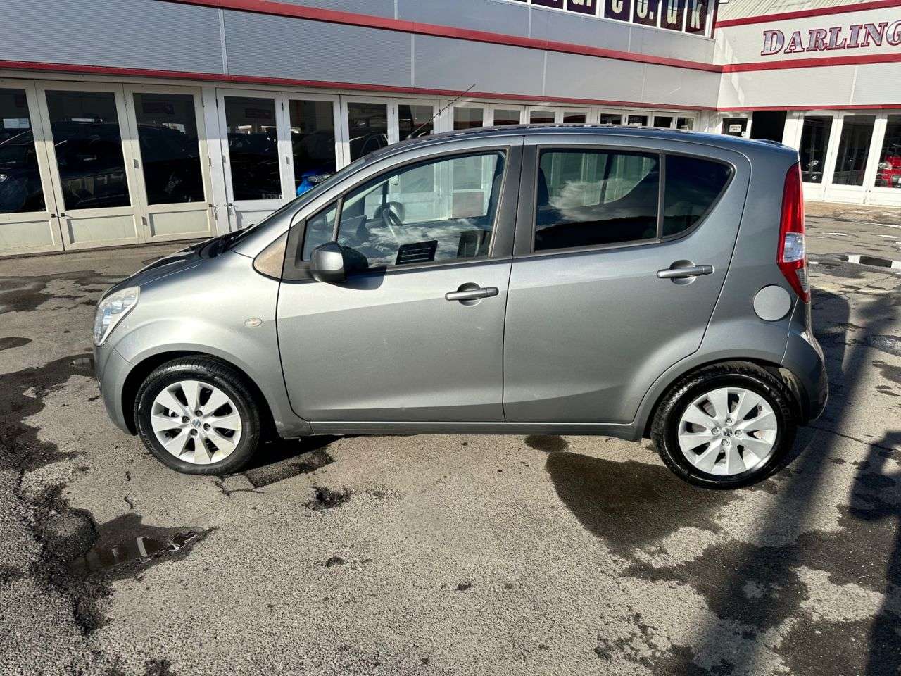 A 2011 SUZUKI SPLASH 1.2 GLS MPV 5dr Petrol Manual Euro 4 (86 ps) only 37,000 miles 6 service st A 2011 SUZUKI SPLASH 1.2 GLS MPV 5dr Petrol Manual Euro 4 (86 ps) only 37,000 miles 6 service st