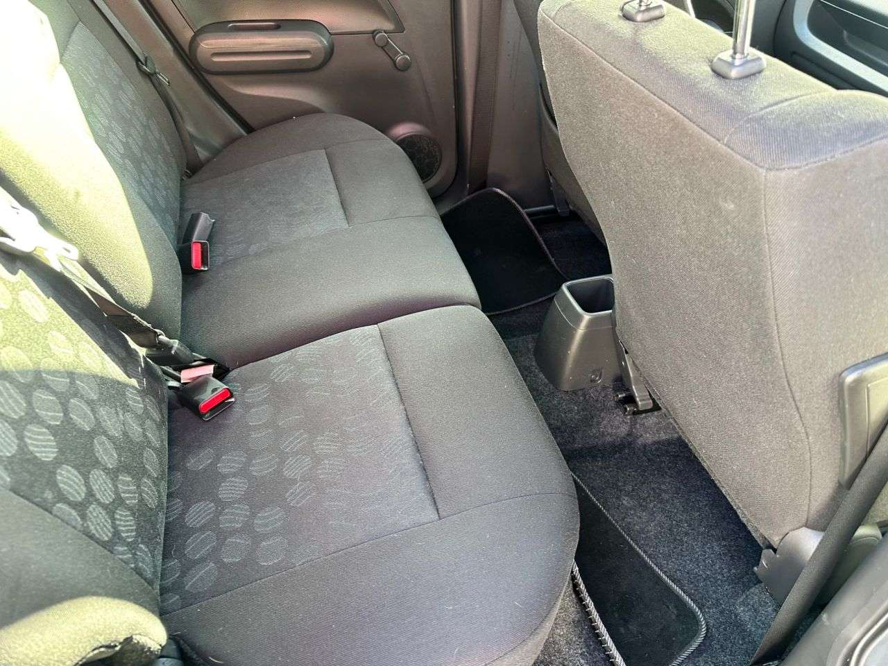 2011 SUZUKI SPLASH 2011 SUZUKI SPLASH