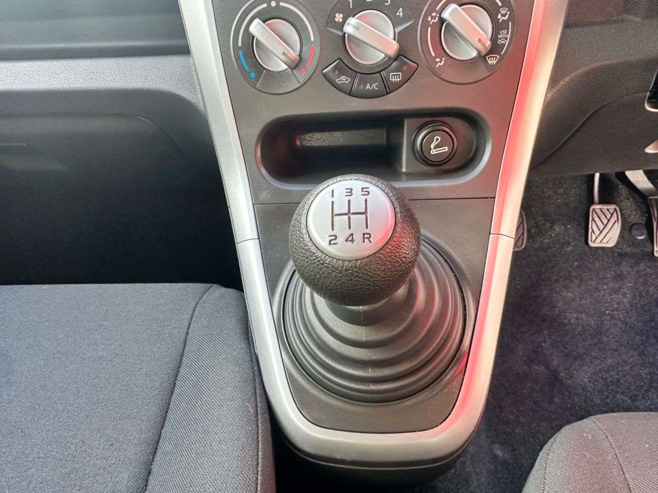 2011 SUZUKI SPLASH 2011 SUZUKI SPLASH