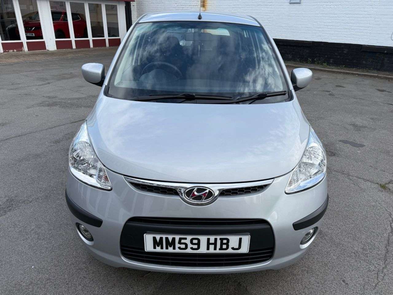 A 2010 HYUNDAI I10 1.2 Comfort Hatchback 5dr Petrol Auto Euro 4 (77 bhp) YES Only 10,000 mils A 2010 HYUNDAI I10 1.2 Comfort Hatchback 5dr Petrol Auto Euro 4 (77 bhp) YES Only 10,000 mils