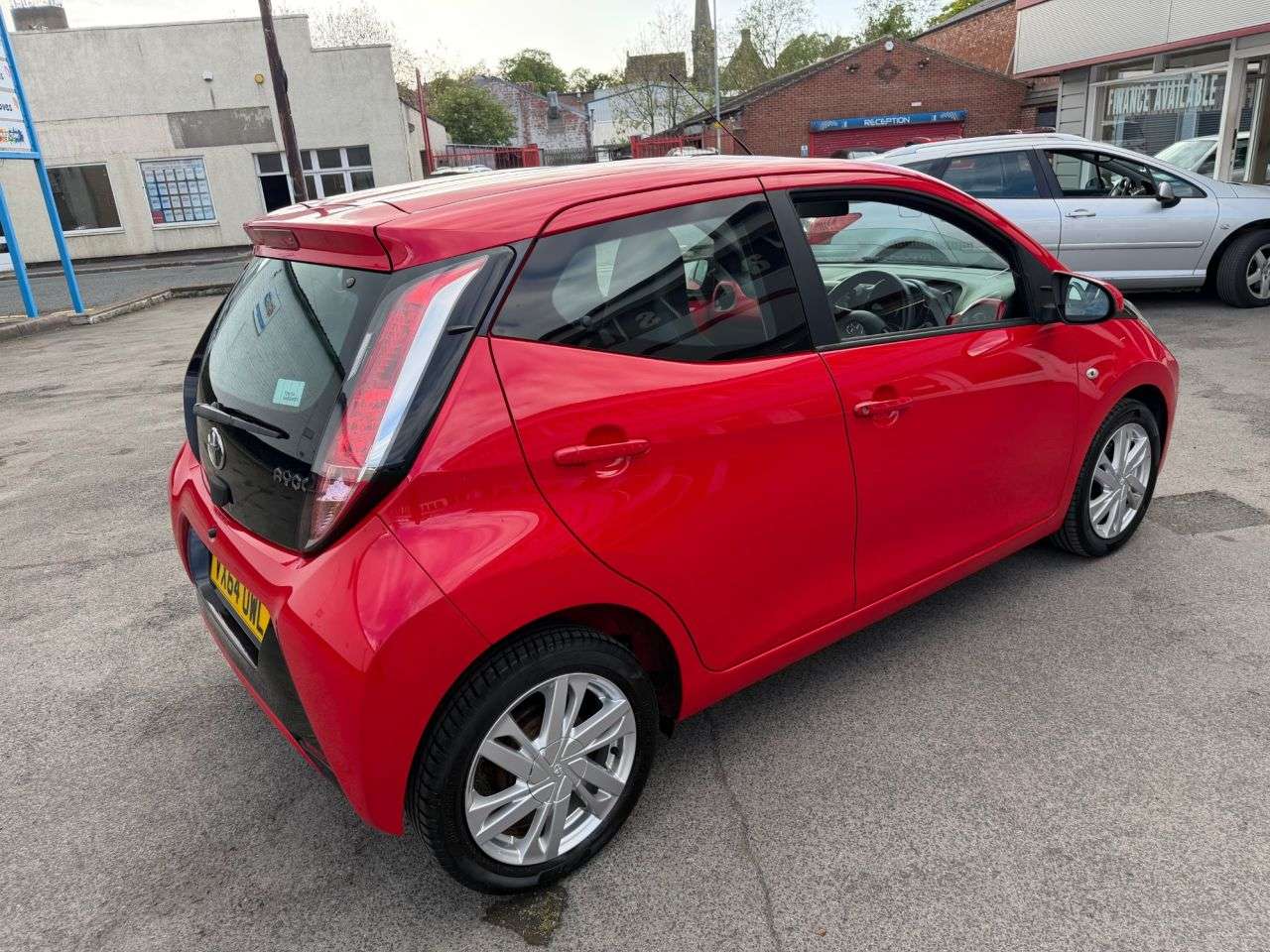A 2014 TOYOTA AYGO 1.0 VVT-i x-pression Hatchback 5dr Petrol Manual Euro 5 Euro 5 (68 ps) 1 Ow A 2014 TOYOTA AYGO 1.0 VVT-i x-pression Hatchback 5dr Petrol Manual Euro 5 Euro 5 (68 ps) 1 Ow