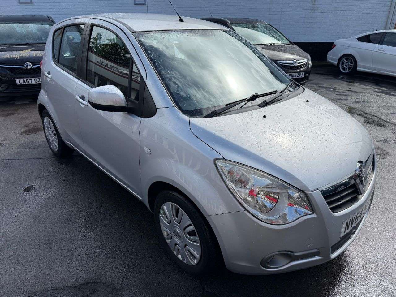 A 2014 VAUXHALL AGILA 1.0 ecoFLEX 12V S MPV 5dr Petrol Manual Euro 5 (AC) (68 ps) Only £20 Tax BT A 2014 VAUXHALL AGILA 1.0 ecoFLEX 12V S MPV 5dr Petrol Manual Euro 5 (AC) (68 ps) Only £20 Tax BT
