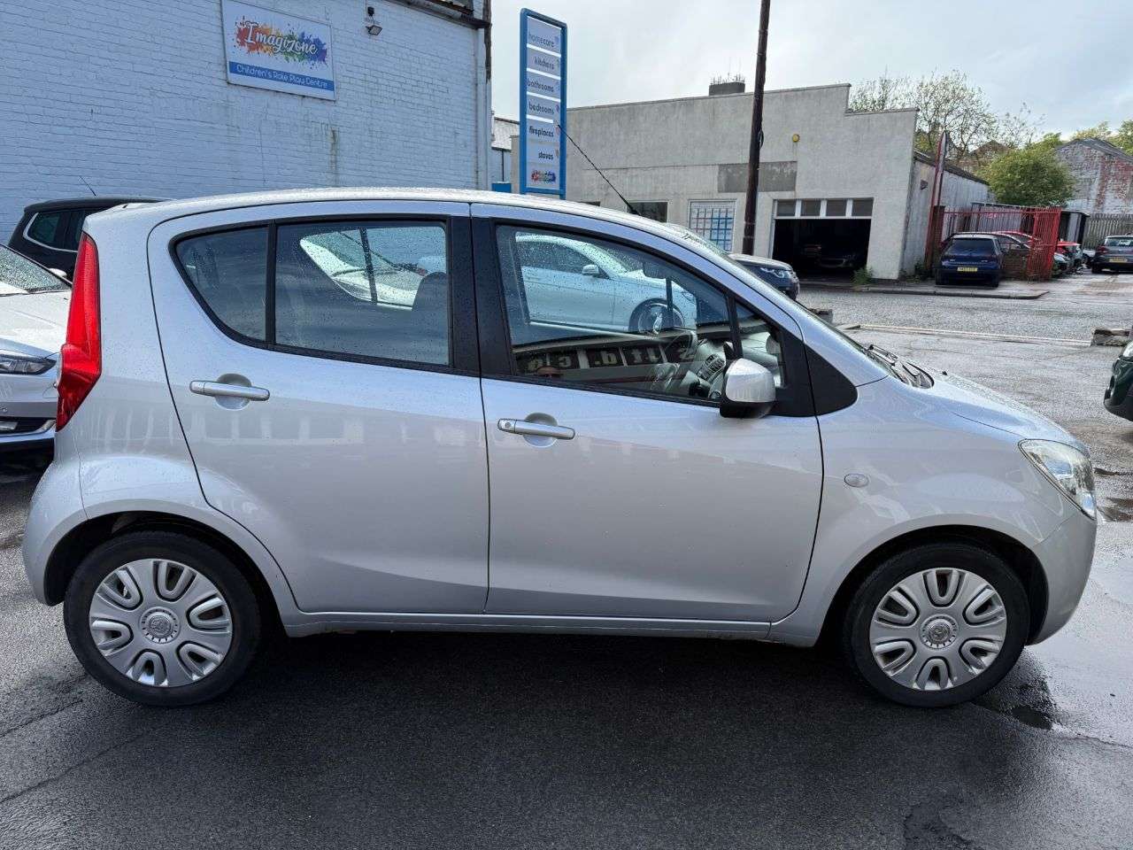 A 2014 VAUXHALL AGILA 1.0 ecoFLEX 12V S MPV 5dr Petrol Manual Euro 5 (AC) (68 ps) Only £20 Tax BT A 2014 VAUXHALL AGILA 1.0 ecoFLEX 12V S MPV 5dr Petrol Manual Euro 5 (AC) (68 ps) Only £20 Tax BT