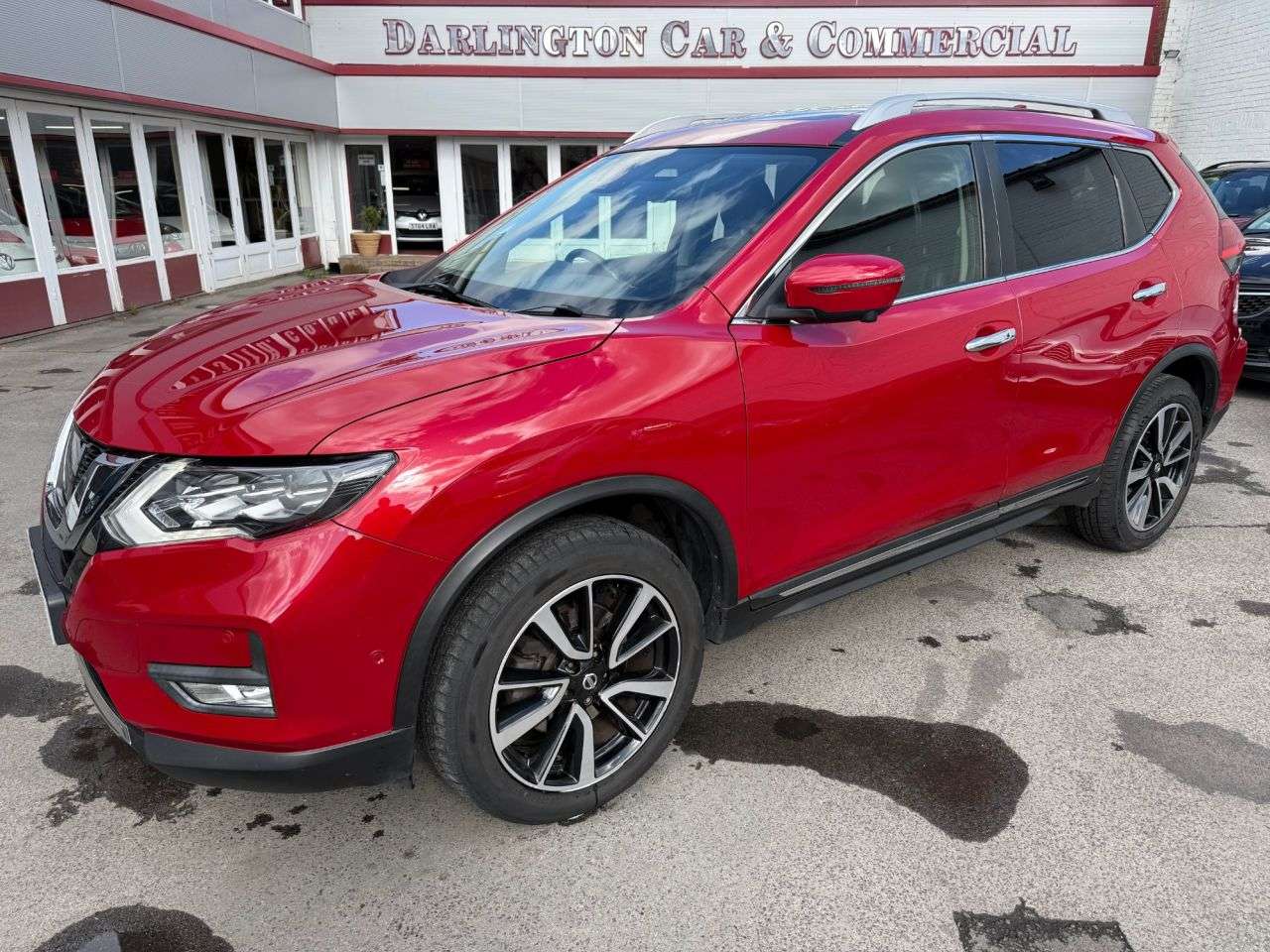 A 2017 NISSAN X-TRAIL 1.6 dCi Tekna SUV 5dr Diesel Manual Euro 6 (s/s) (130 ps) 7 SEATER 1 Previo A 2017 NISSAN X-TRAIL 1.6 dCi Tekna SUV 5dr Diesel Manual Euro 6 (s/s) (130 ps) 7 SEATER 1 Previo