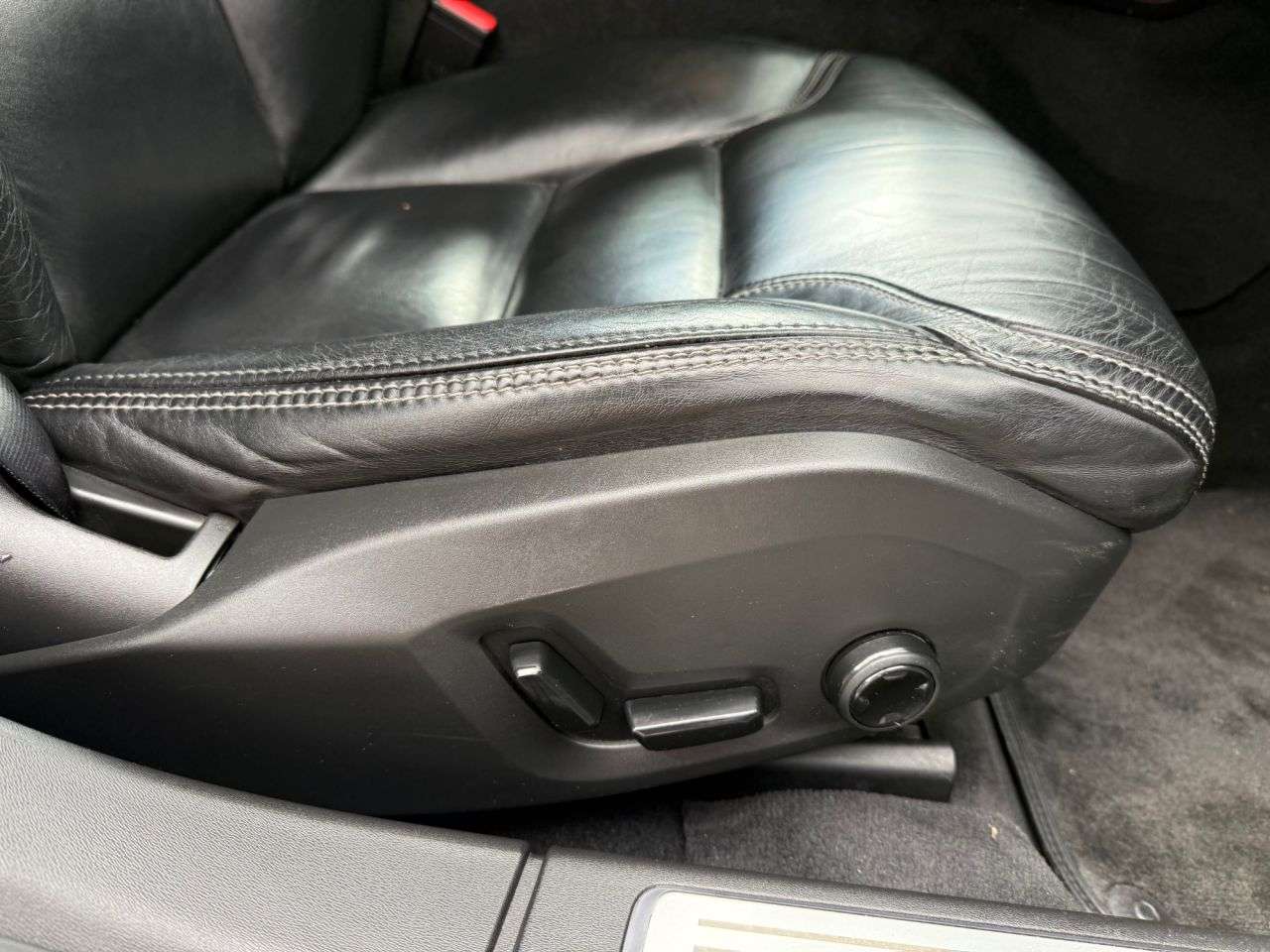 2017 VOLVO V90 2017 VOLVO V90