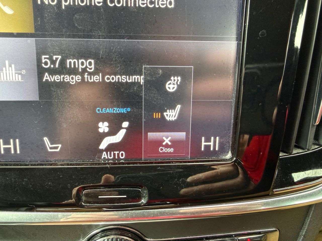2017 VOLVO V90 2017 VOLVO V90