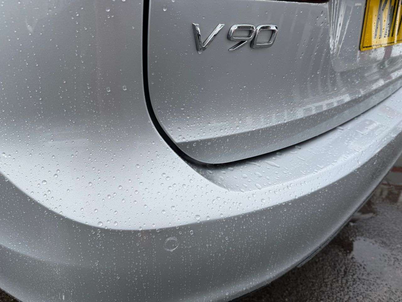2017 VOLVO V90 2017 VOLVO V90