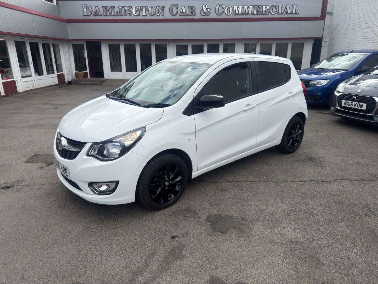 A 2015 VAUXHALL VIVA 1.0i SL Hatchback 5dr Petrol Manual Euro 6 (75 ps) Only 22,000 miles11 serv A 2015 VAUXHALL VIVA 1.0i SL Hatchback 5dr Petrol Manual Euro 6 (75 ps) Only 22,000 miles11 serv