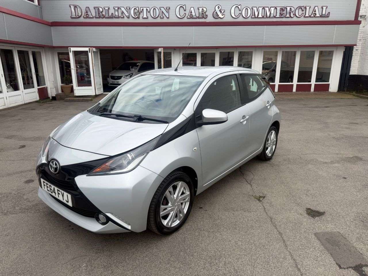 A 2014 TOYOTA AYGO 1.0 VVT-i x-pression Hatchback 5dr Petrol Manual Euro 5 Euro 5 (68 ps) 1 Pr A 2014 TOYOTA AYGO 1.0 VVT-i x-pression Hatchback 5dr Petrol Manual Euro 5 Euro 5 (68 ps) 1 Pr