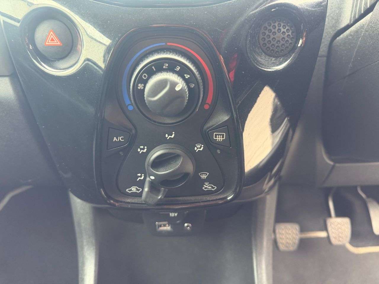 2014 TOYOTA AYGO 2014 TOYOTA AYGO