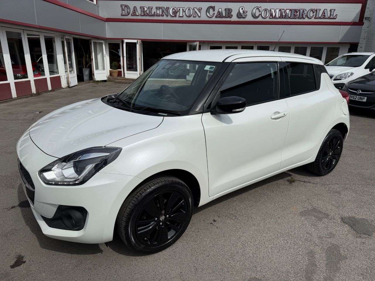 A 2019 SUZUKI SWIFT 1.2 Dualjet MHEV SZ5 Hatchback 5dr Petrol Hybrid Manual ALLGRIP Euro 6 (s/s A 2019 SUZUKI SWIFT 1.2 Dualjet MHEV SZ5 Hatchback 5dr Petrol Hybrid Manual ALLGRIP Euro 6 (s/s