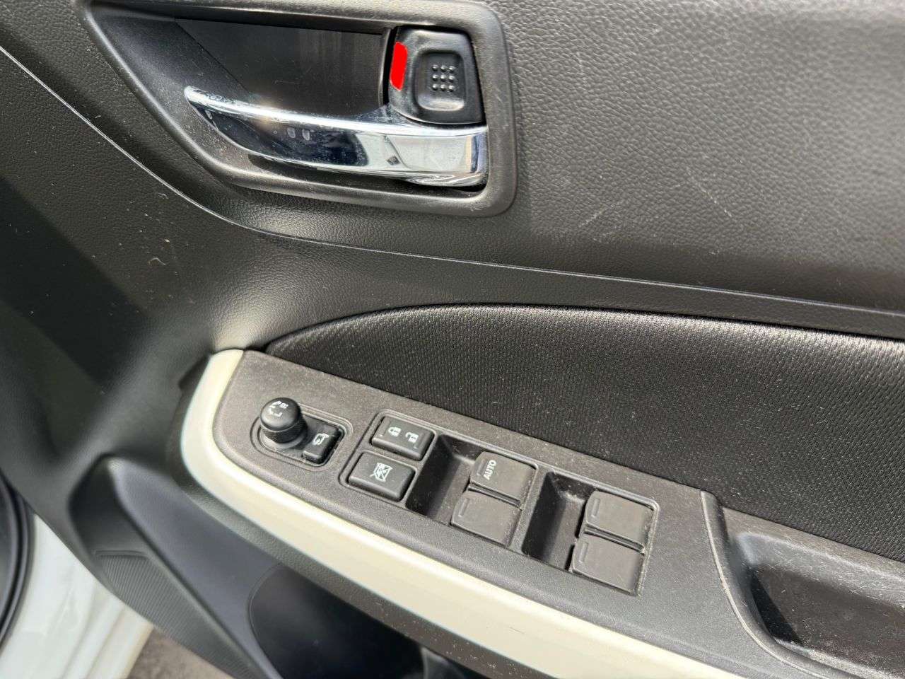 2019 SUZUKI SWIFT 2019 SUZUKI SWIFT