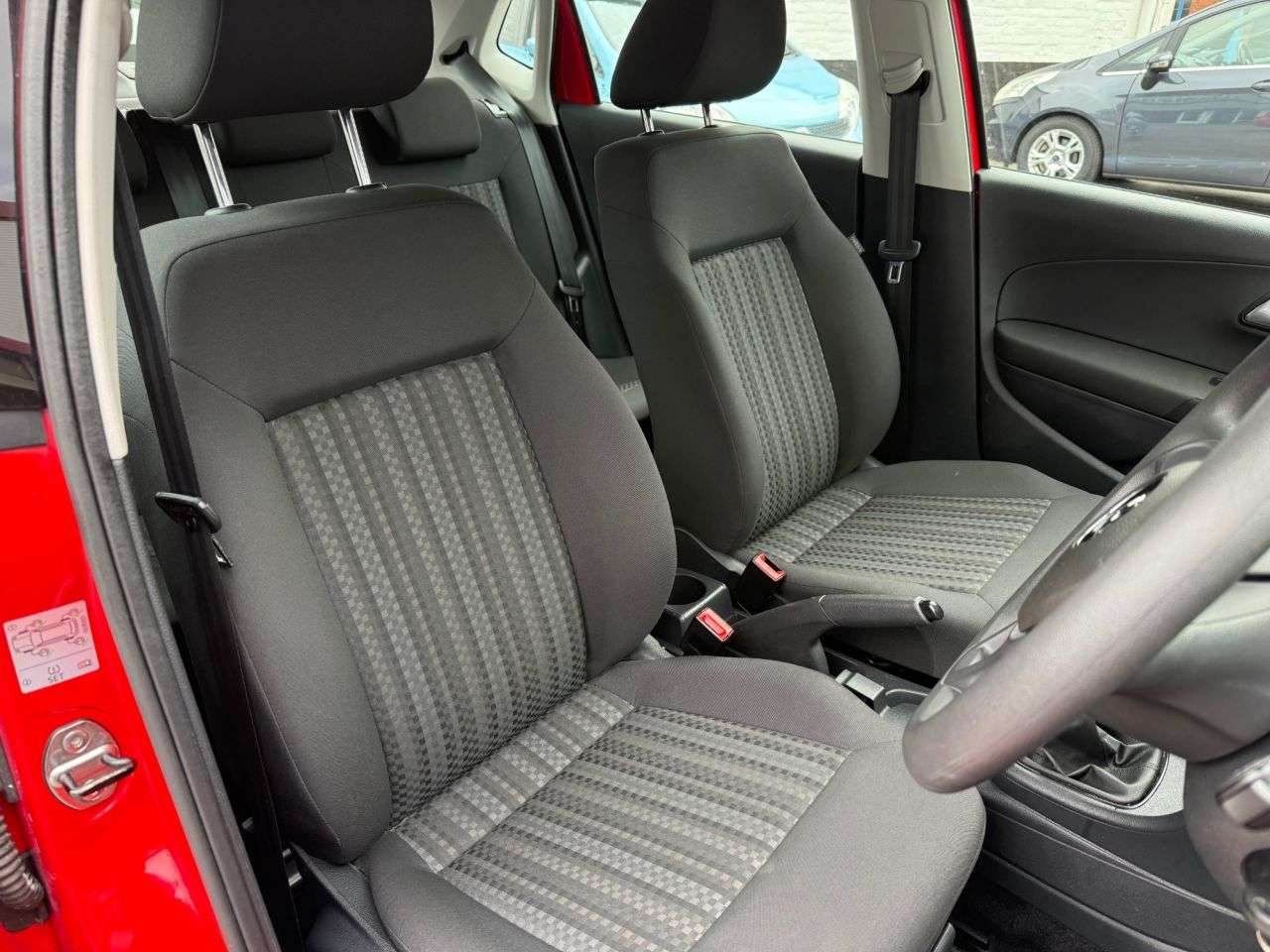 2015 VOLKSWAGEN POLO 2015 VOLKSWAGEN POLO