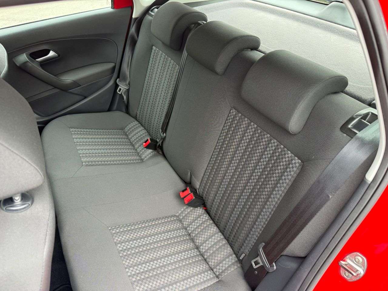 2015 VOLKSWAGEN POLO 2015 VOLKSWAGEN POLO