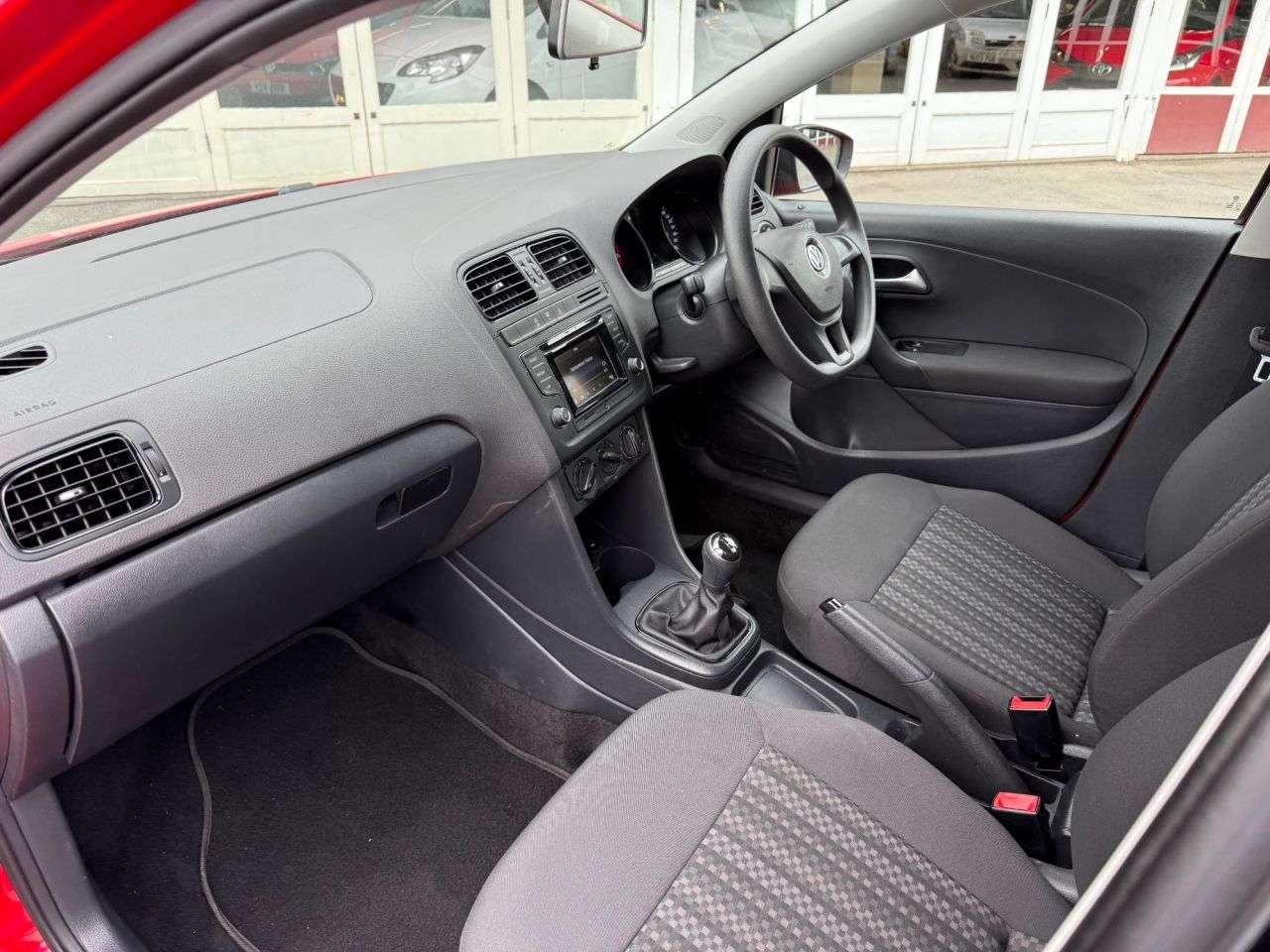 2015 VOLKSWAGEN POLO 2015 VOLKSWAGEN POLO