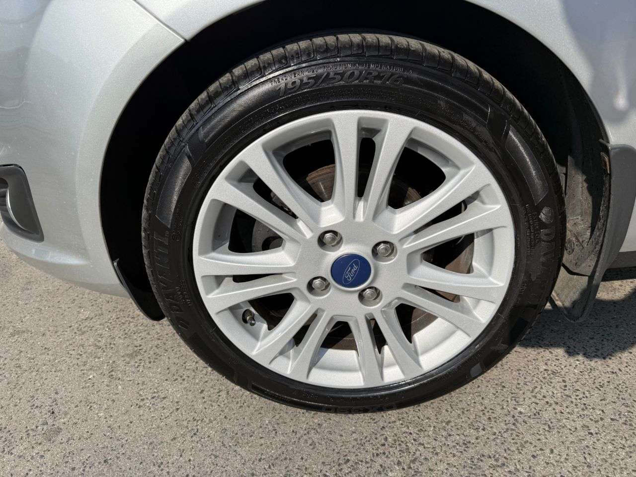 A 2015 FORD FIESTA 1.0T EcoBoost Zetec Hatchback 5dr Petrol Manual Euro 5 (s/s) (100 ps) £20 R A 2015 FORD FIESTA 1.0T EcoBoost Zetec Hatchback 5dr Petrol Manual Euro 5 (s/s) (100 ps) £20 R