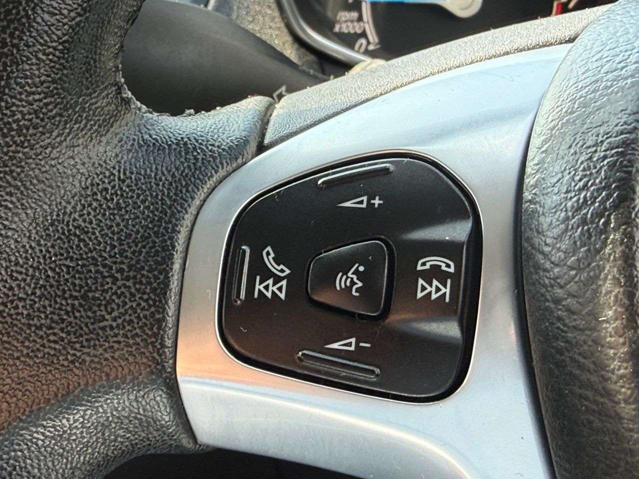 2015 FORD FIESTA 2015 FORD FIESTA