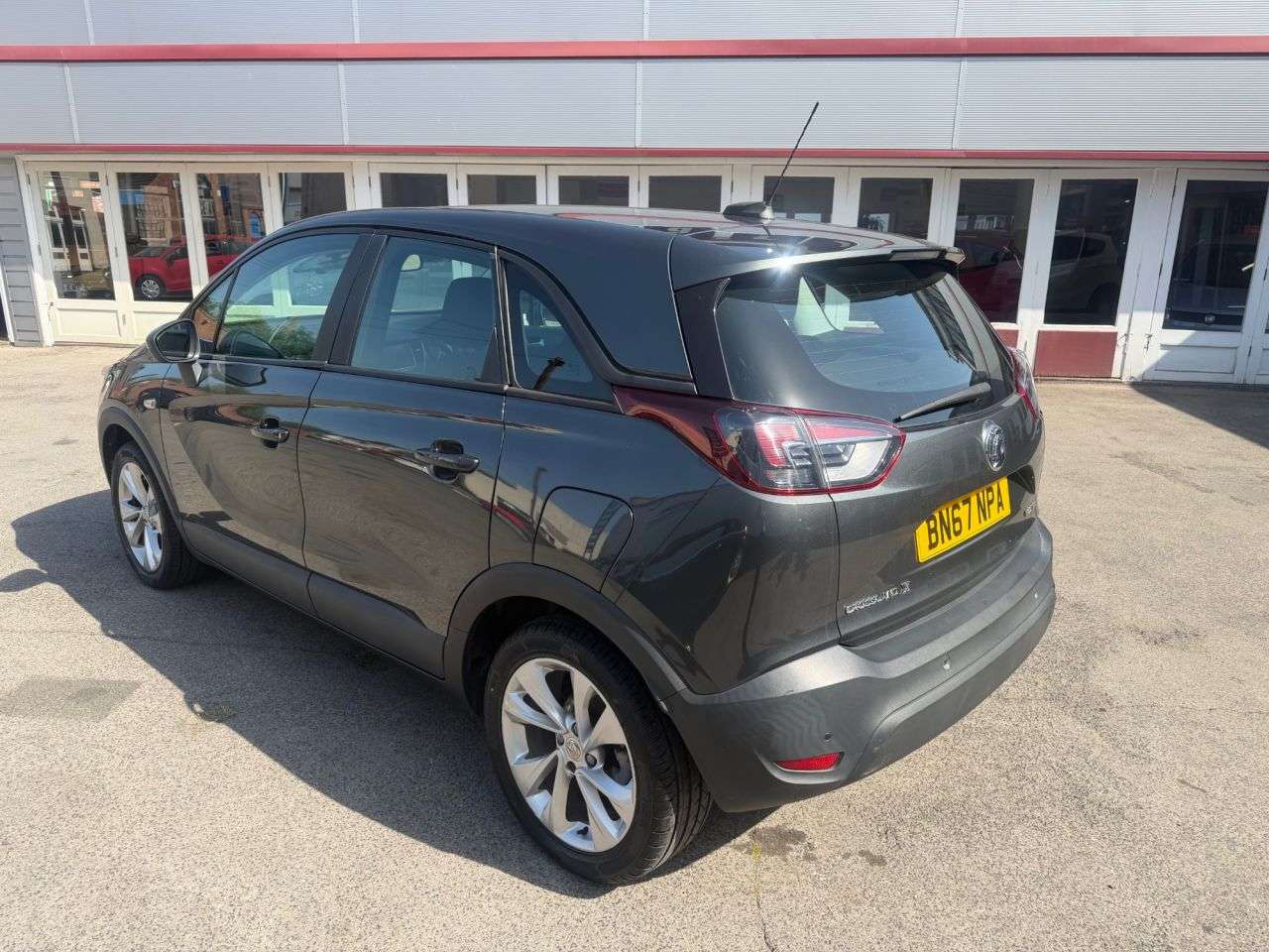 A 2017 VAUXHALL CROSSLAND X 1.2 Turbo ecoTEC SE SUV 5dr Petrol Manual Euro 6 (s/s) (110 ps) 1 owner ful A 2017 VAUXHALL CROSSLAND X 1.2 Turbo ecoTEC SE SUV 5dr Petrol Manual Euro 6 (s/s) (110 ps) 1 owner ful