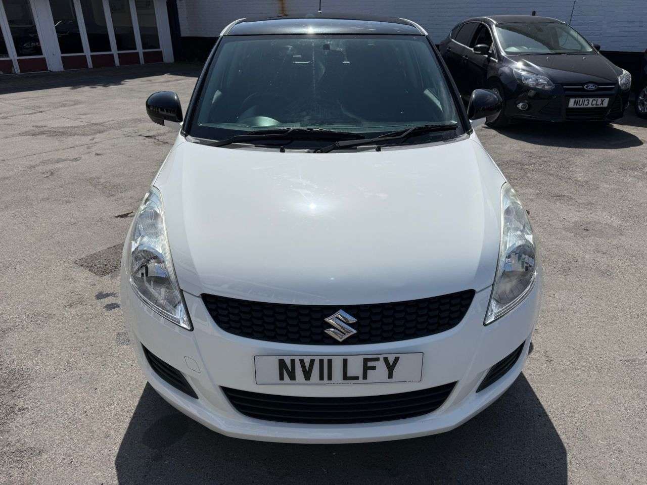 A 2011 SUZUKI SWIFT 1.2 SZ2 Hatchback 5dr Petrol Manual Euro 5 (94 ps) £35 Road Tax USB Connect A 2011 SUZUKI SWIFT 1.2 SZ2 Hatchback 5dr Petrol Manual Euro 5 (94 ps) £35 Road Tax USB Connect
