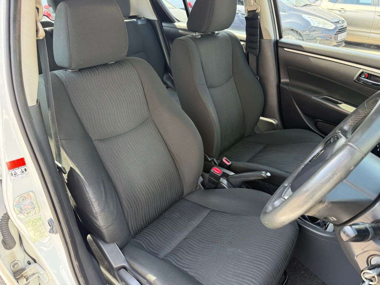 2011 SUZUKI SWIFT 2011 SUZUKI SWIFT
