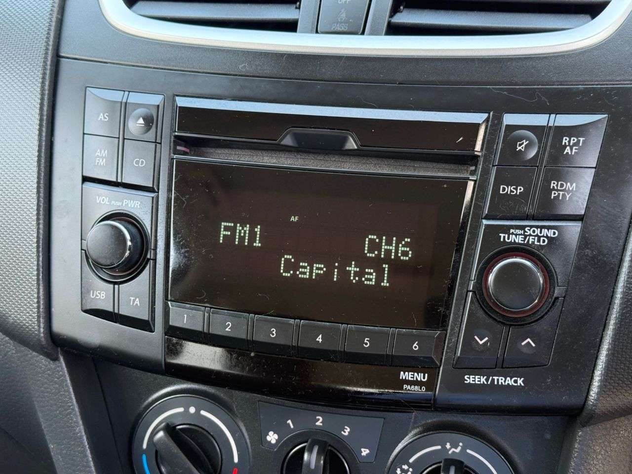 2011 SUZUKI SWIFT 2011 SUZUKI SWIFT