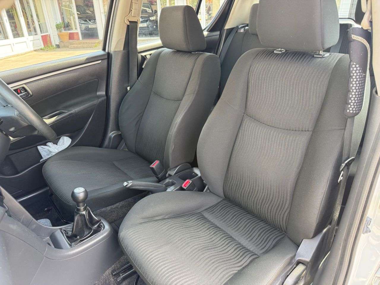 2011 SUZUKI SWIFT 2011 SUZUKI SWIFT