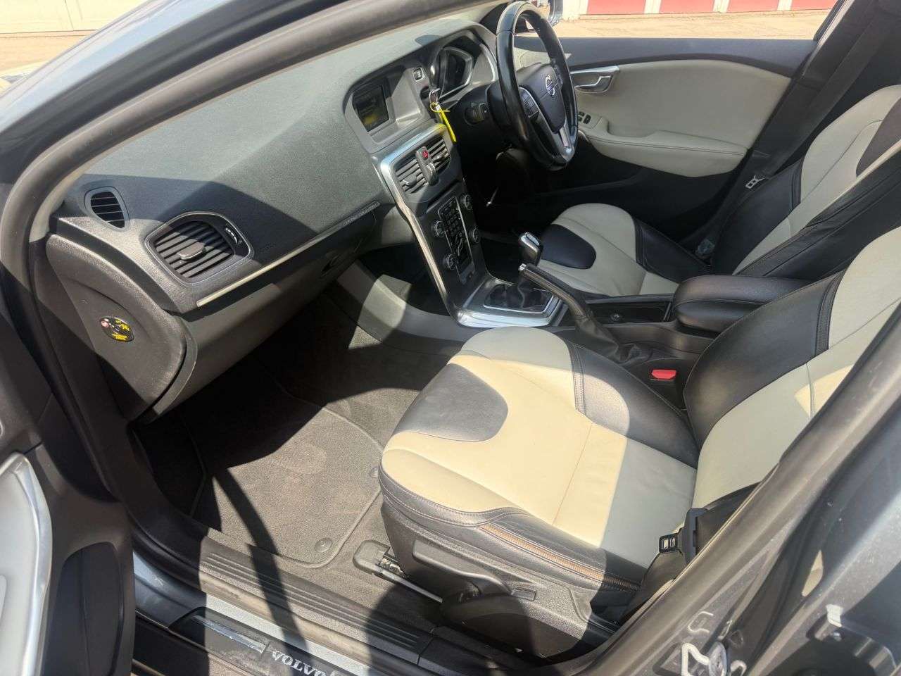 2014 VOLVO V40 CROSS COUNTRY 2014 VOLVO V40 CROSS COUNTRY