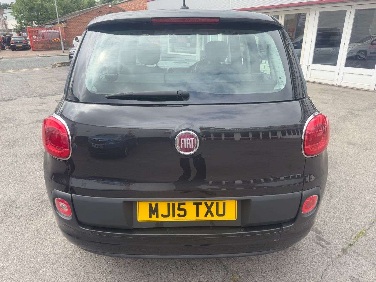 A 2015 FIAT 500L 1.4 Pop Star MPV 5dr Petrol Manual Euro 6 (95 bhp) only 55,000 miles 12 ser A 2015 FIAT 500L 1.4 Pop Star MPV 5dr Petrol Manual Euro 6 (95 bhp) only 55,000 miles 12 ser