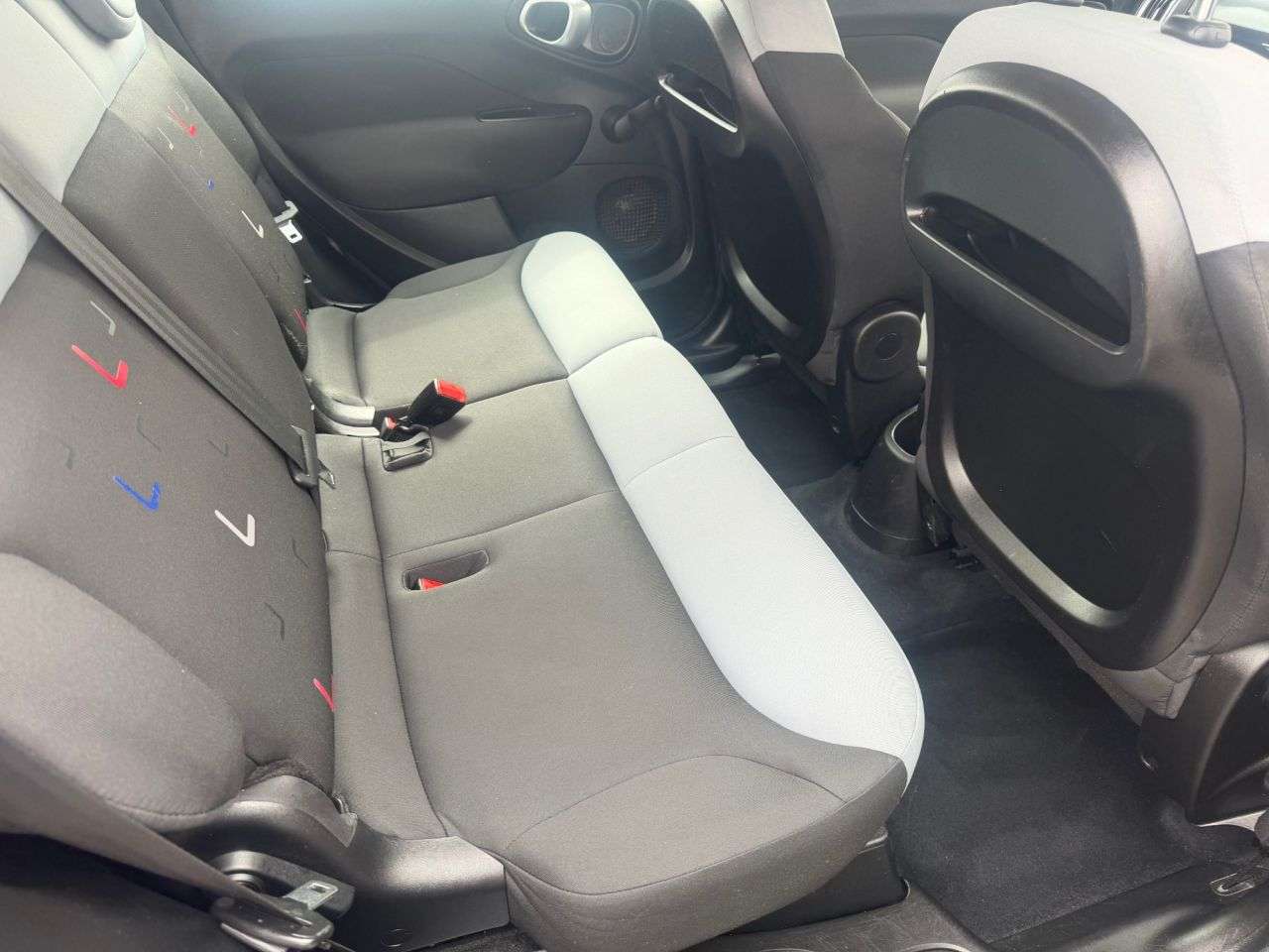2015 FIAT 500L 2015 FIAT 500L