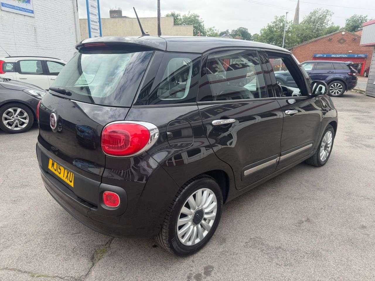 2015 FIAT 500L 2015 FIAT 500L