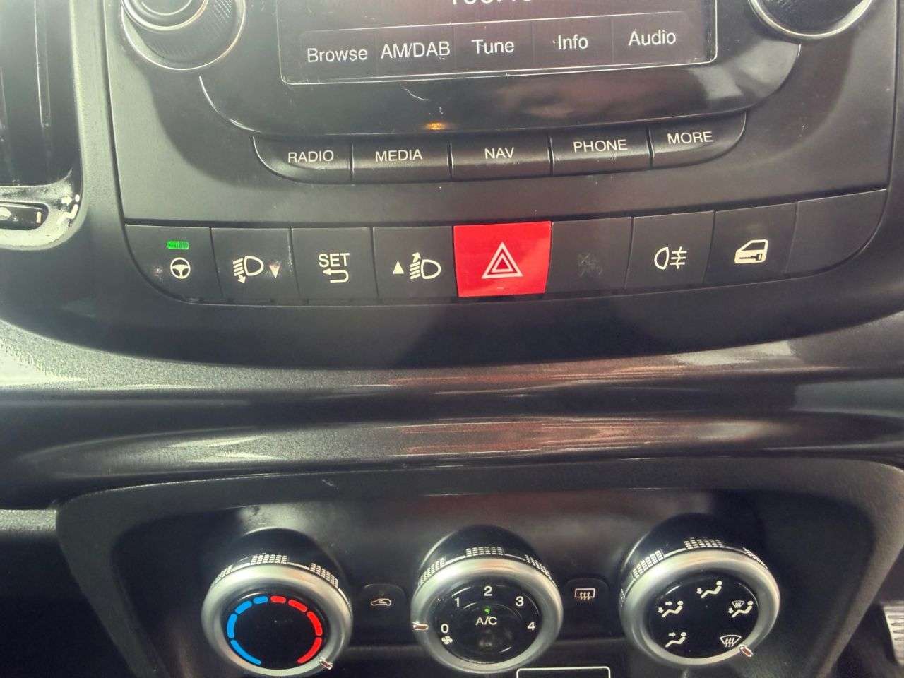 2015 FIAT 500L 2015 FIAT 500L