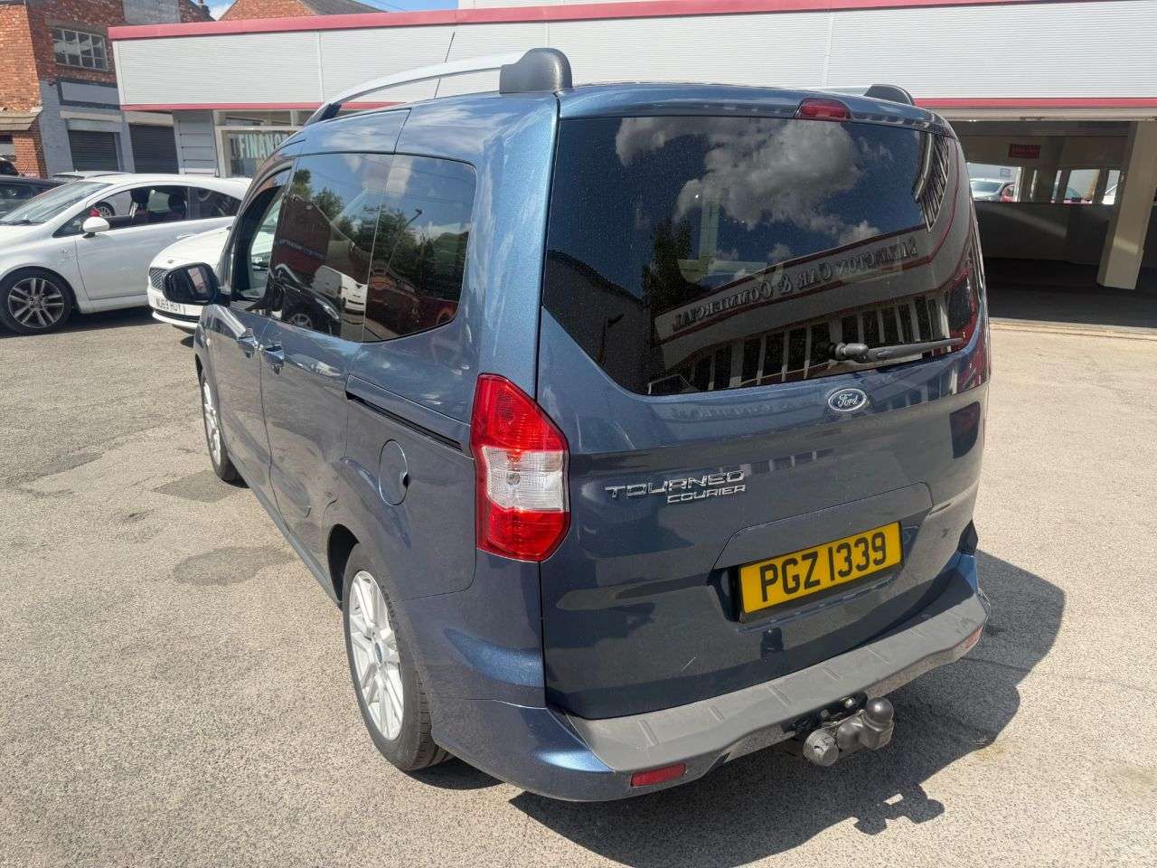 A 2019 FORD TOURNEO COURIER 1.0 EcoBoost Titanium MPV 5dr Petrol Manual Euro 6 (100 ps) only 44,000 mil A 2019 FORD TOURNEO COURIER 1.0 EcoBoost Titanium MPV 5dr Petrol Manual Euro 6 (100 ps) only 44,000 mil