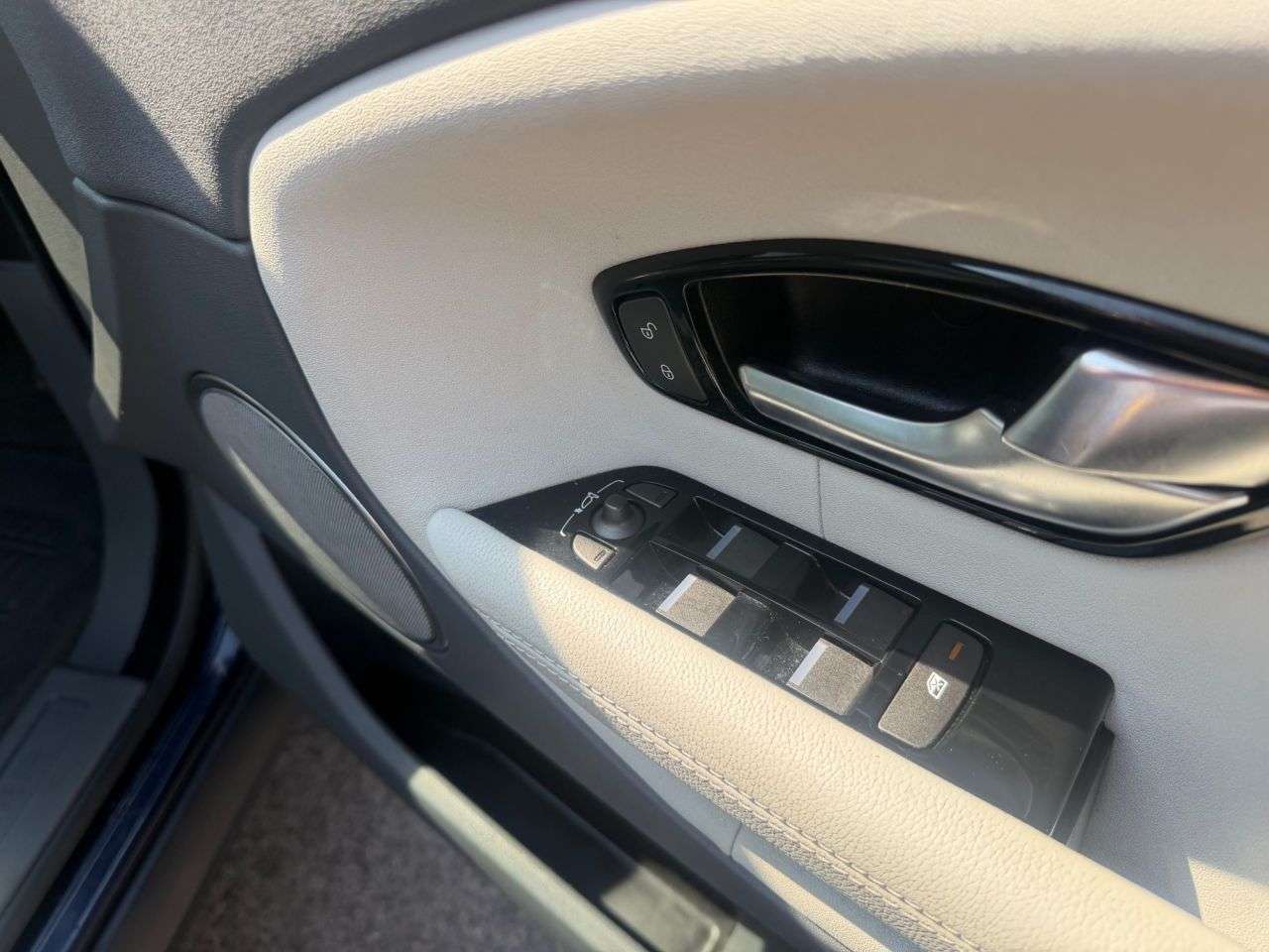2018 LAND ROVER RANGE ROVER EVOQUE 2018 LAND ROVER RANGE ROVER EVOQUE