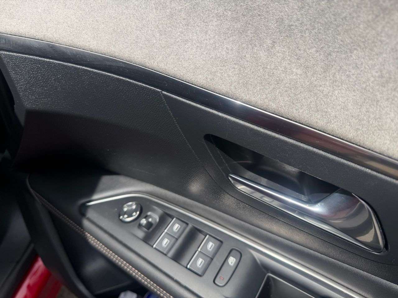 2023 PEUGEOT 3008 2023 PEUGEOT 3008