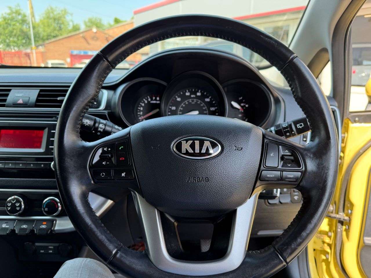 2016 KIA RIO 2016 KIA RIO
