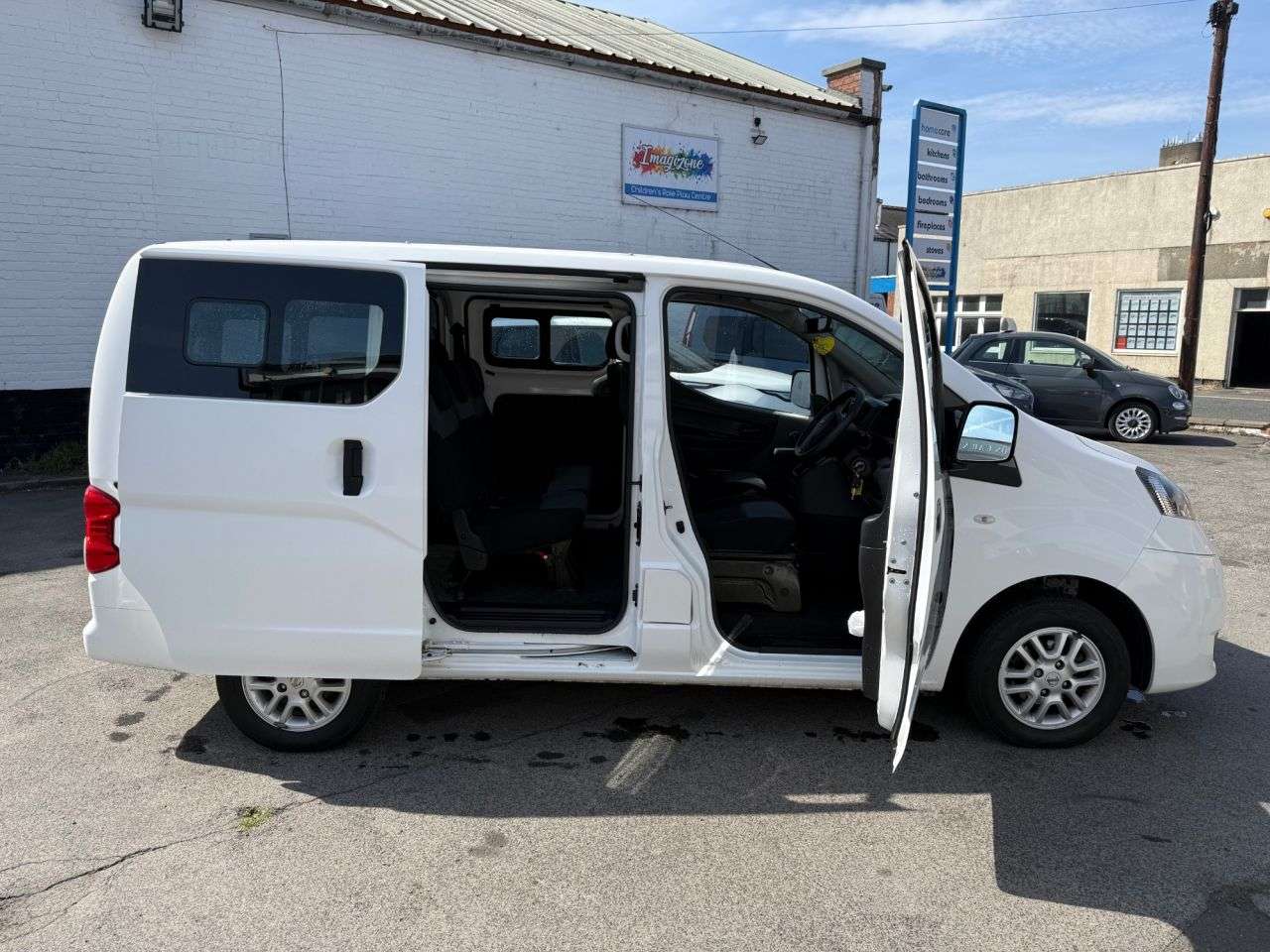 2017 NISSAN NV200 2017 NISSAN NV200