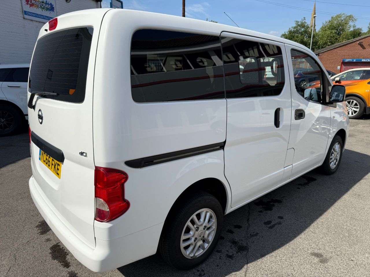 2017 NISSAN NV200 2017 NISSAN NV200