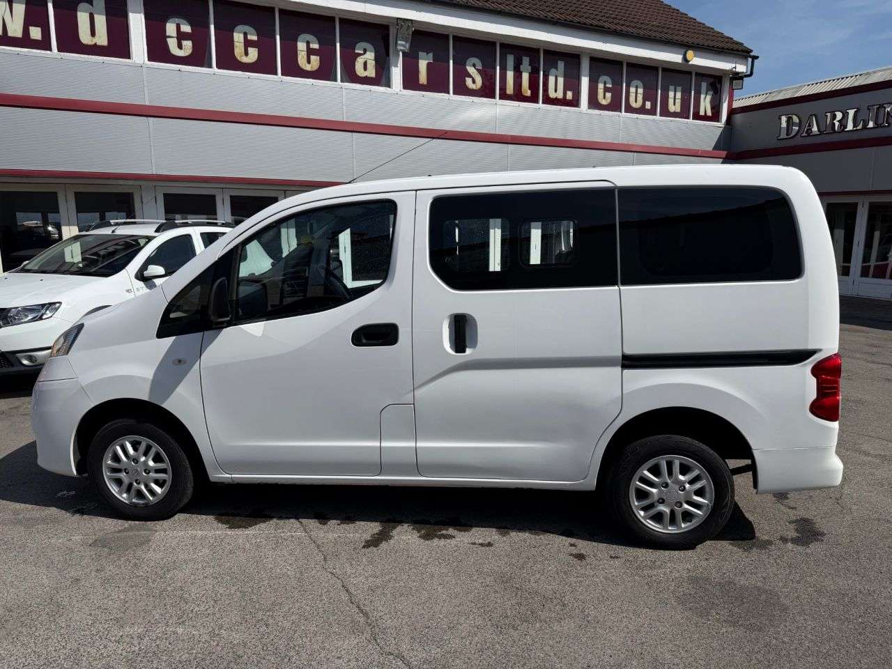 2017 NISSAN NV200 2017 NISSAN NV200