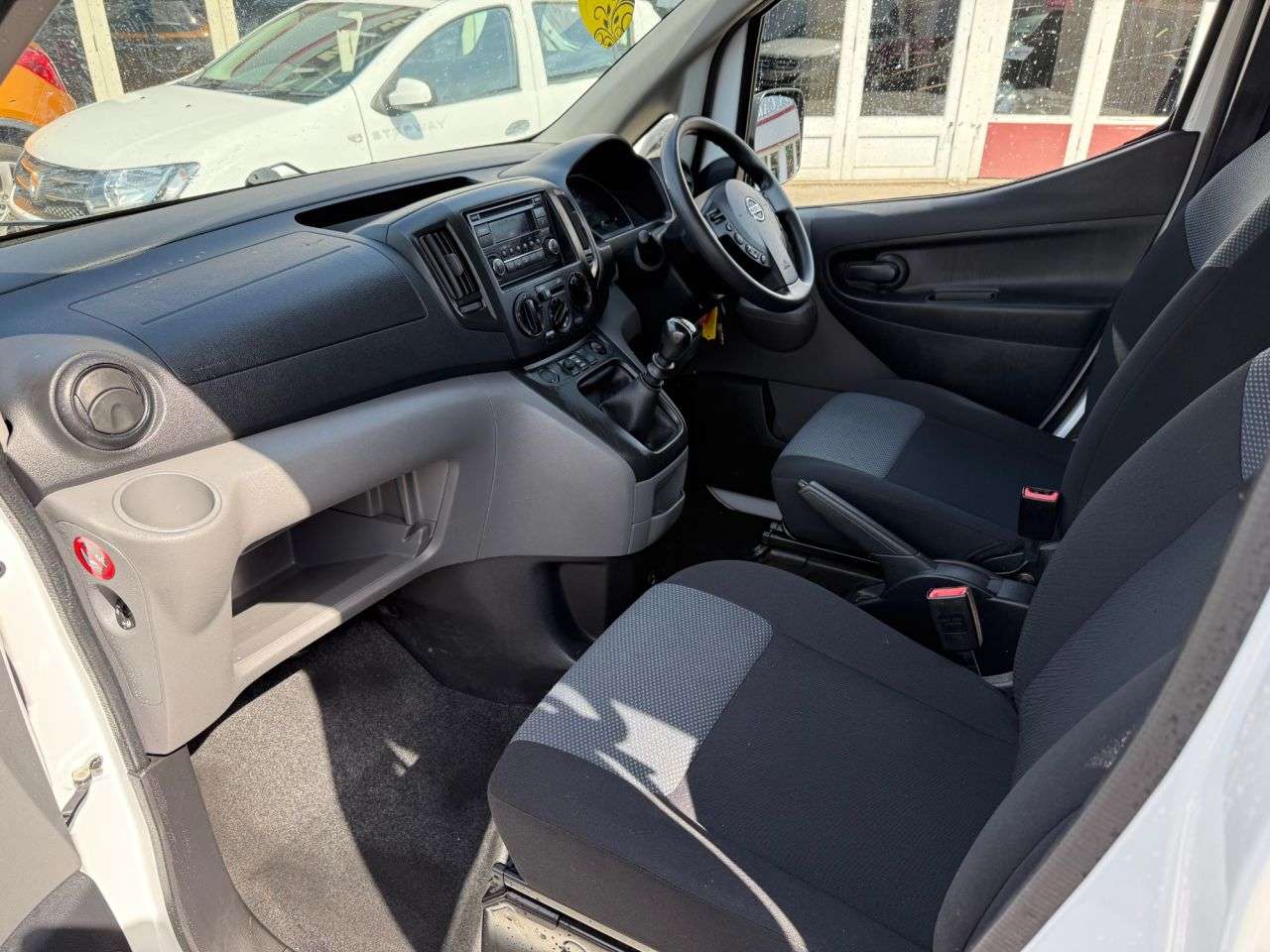 2017 NISSAN NV200 2017 NISSAN NV200