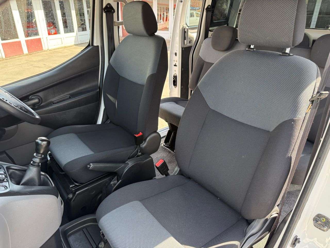 2017 NISSAN NV200 2017 NISSAN NV200