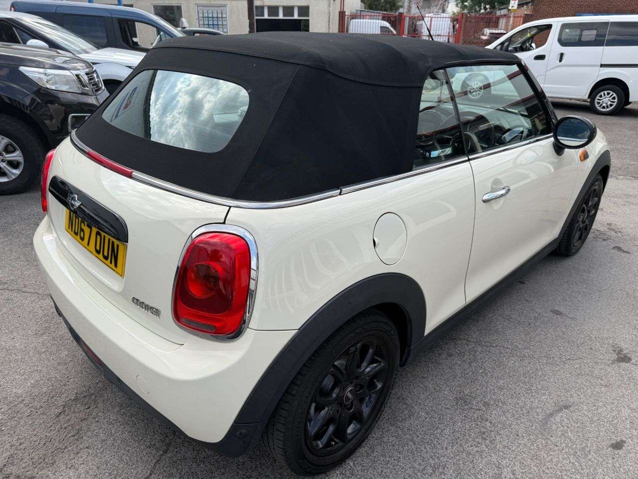 2018 MINI CONVERTIBLE 2018 MINI CONVERTIBLE
