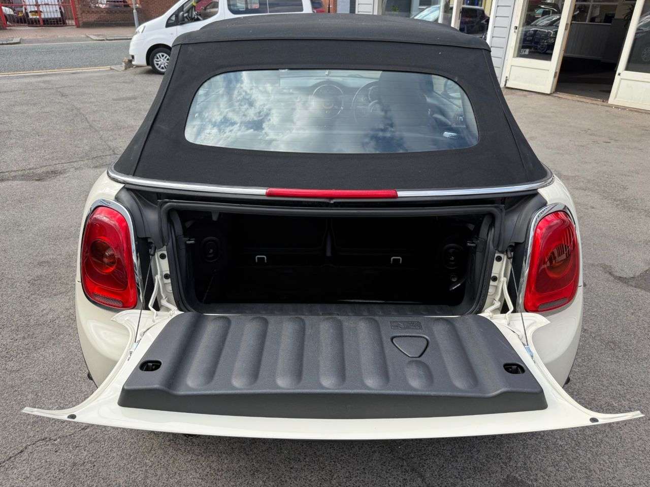 2018 MINI CONVERTIBLE 2018 MINI CONVERTIBLE
