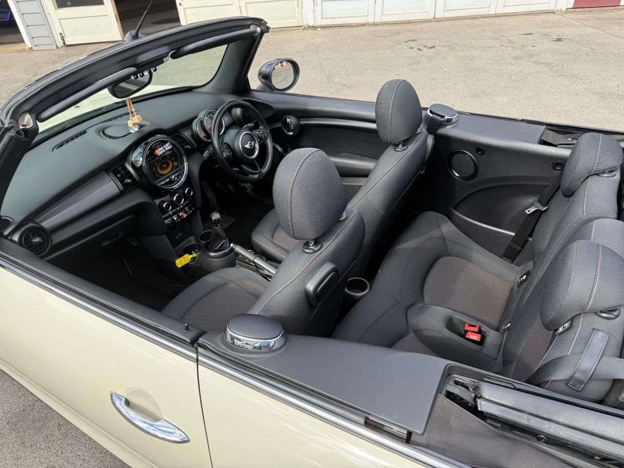 2018 MINI CONVERTIBLE 2018 MINI CONVERTIBLE