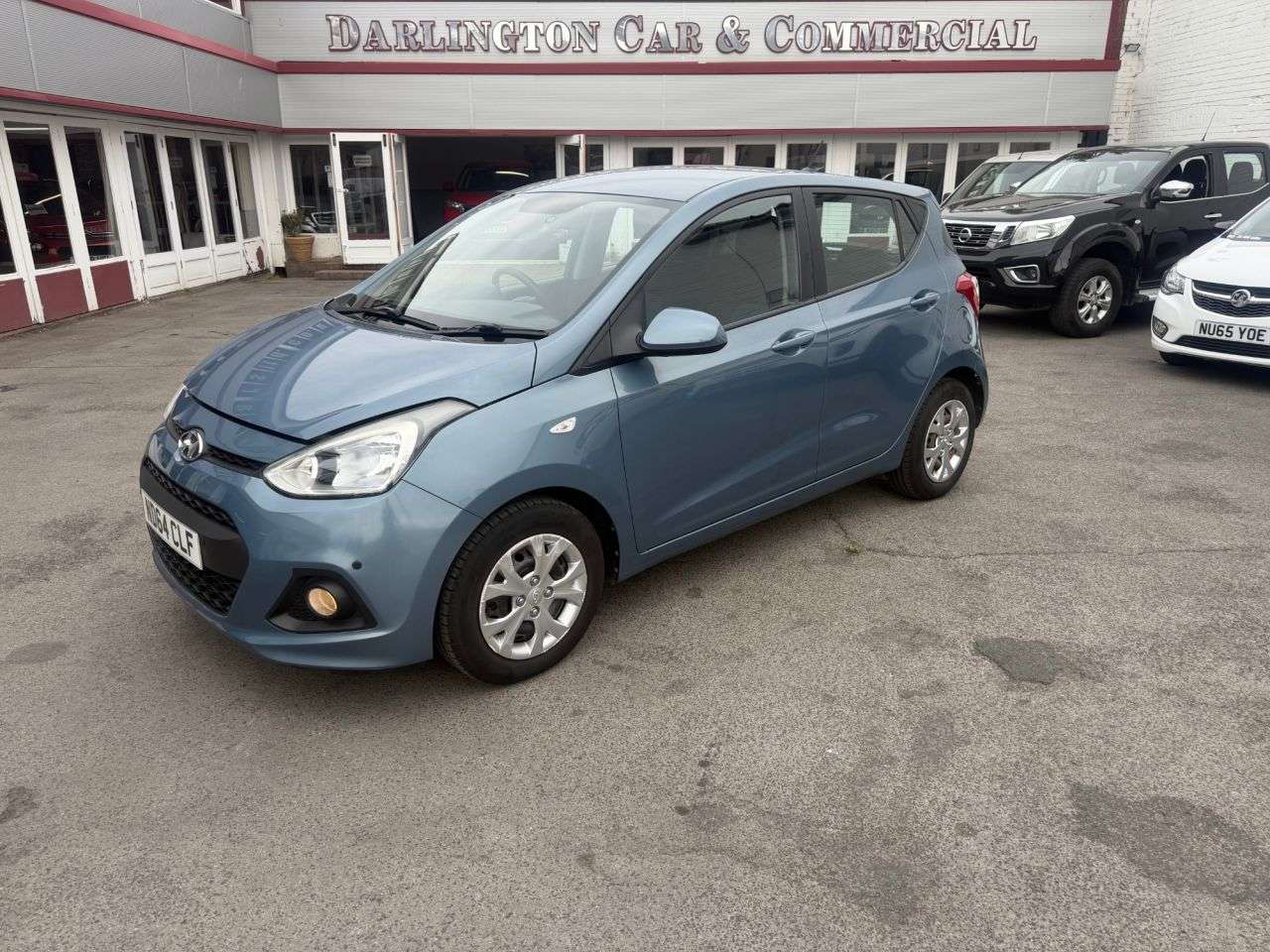 A 2014 HYUNDAI I10 1.0 SE Hatchback 5dr Petrol Manual Euro 5 (66 ps) £20 Road Tax FSH 9 Stamps A 2014 HYUNDAI I10 1.0 SE Hatchback 5dr Petrol Manual Euro 5 (66 ps) £20 Road Tax FSH 9 Stamps