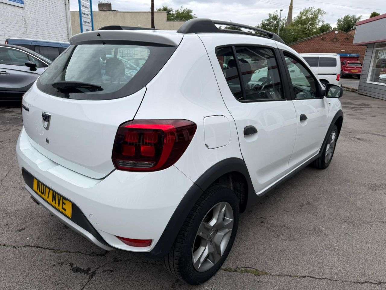 2017 DACIA SANDERO STEPWAY 2017 DACIA SANDERO STEPWAY