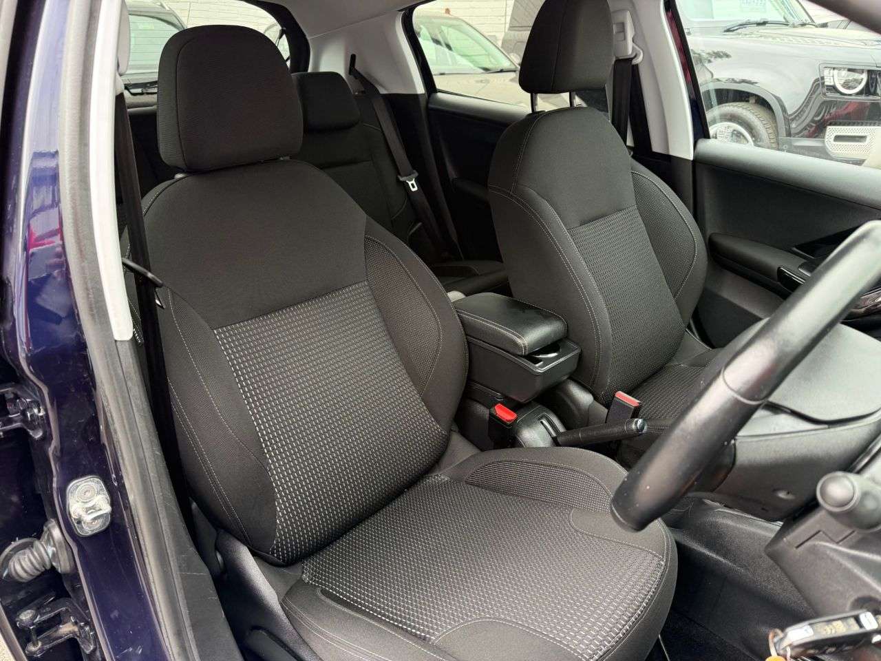 2017 PEUGEOT 208 2017 PEUGEOT 208