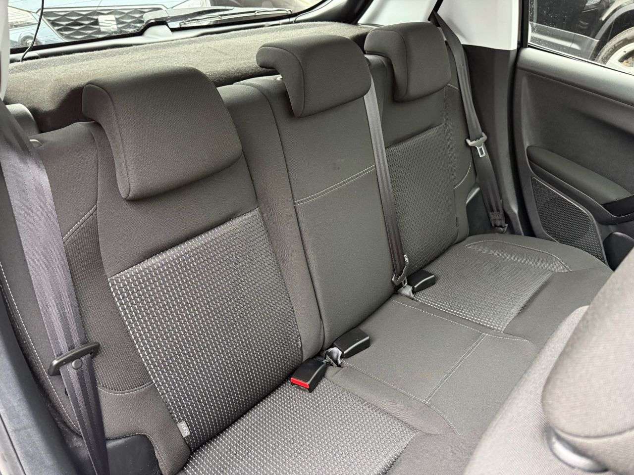 2017 PEUGEOT 208 2017 PEUGEOT 208